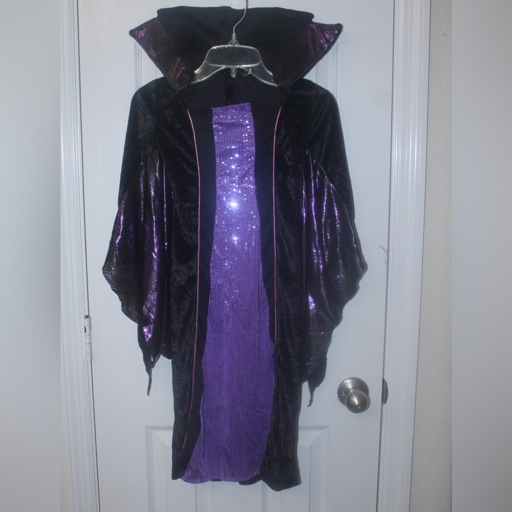 Halloween witch costume Purple and Black Hooded Cape with purple Sequins